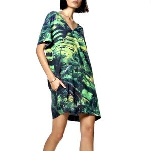 The Kit. NWT Kyle Dress in Lush Terrance Size Medium